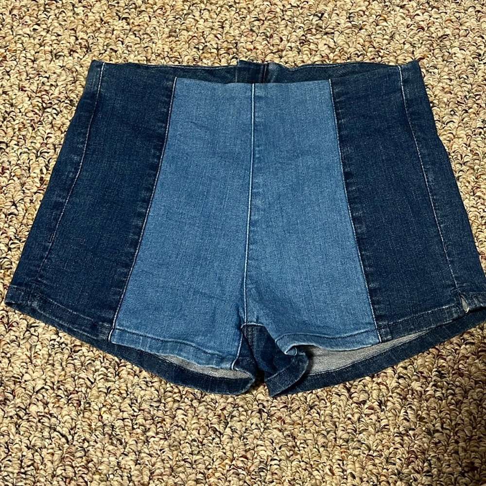 Lottie Moss shorts